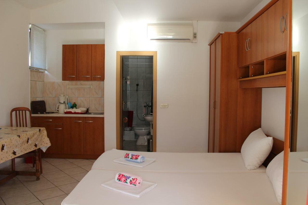 Apartments Sveti Anton Orebic Exterior photo